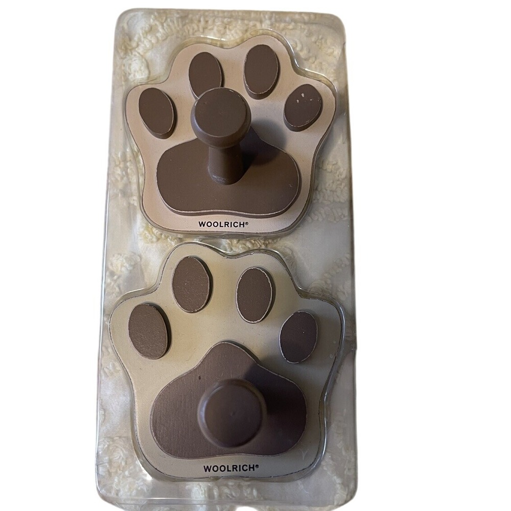 WOOLRICH Kids Bear Paw Coat‎ Hooks Wall Decor Set of 2 New in Pack with screws